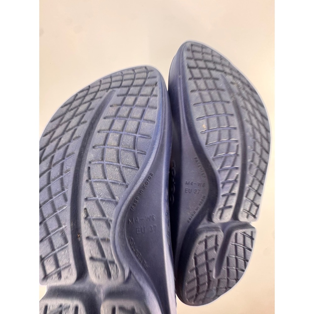 OOFOS OOriginal Sandal Women Size 6 Navy Blue Recovery Flip Flops - Picture 9 of 10